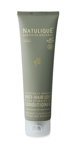 ANTI-HAARUITVAL CONDITIONER Een conditioner met gecertificeerde biologische aloë vera, amandelolie en olijffruitextract om haaruitval te voorkomen en natuurlijke haargroei te stimuleren.